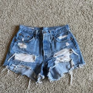 501 Levi Shorts
